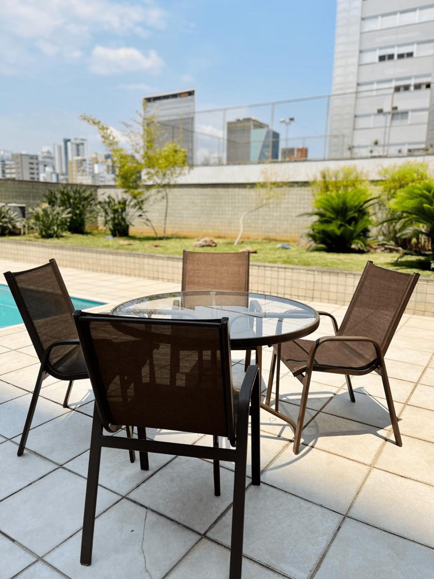 Lk Barro Preto 7 Apartment เบโลโอรีซอนชี ภายนอก รูปภาพ